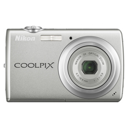 Nikon Coolpix S225